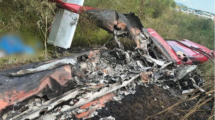 pád malého lietadla,