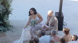 Popová hviezda Charli XCX a jej manžel, bubeník...