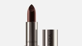 Hnedé tóny na perách