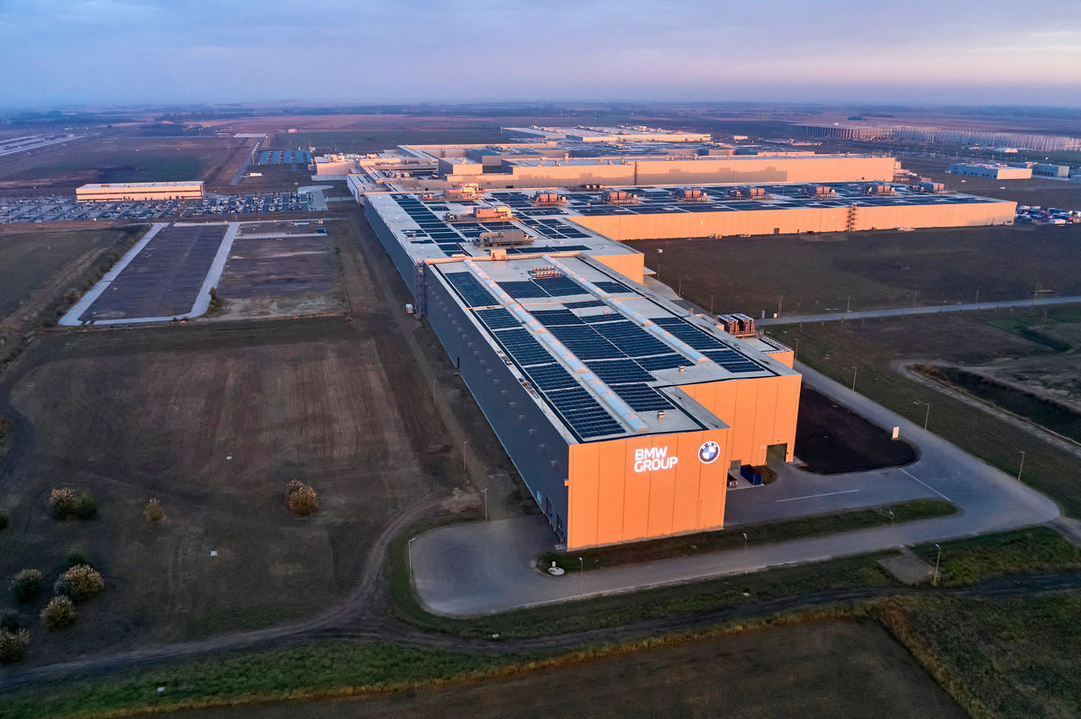 Fabrika v Debrecíne je úplne nová, postavená s...