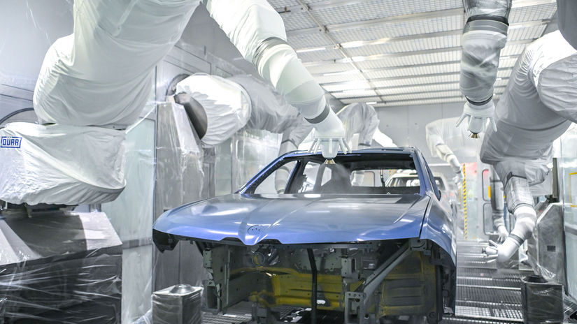 P90617985 high Res bmw-group-plant-debr