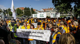 SR Bratislava NRSR Polícia Odbory Zhromaždenie BAX
