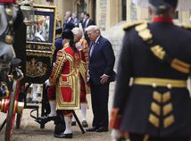 Trump / Charles III /