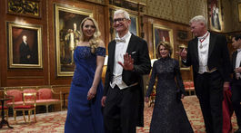 Šéf Apple Tim Cook s dcérou Donalda Trumpa...