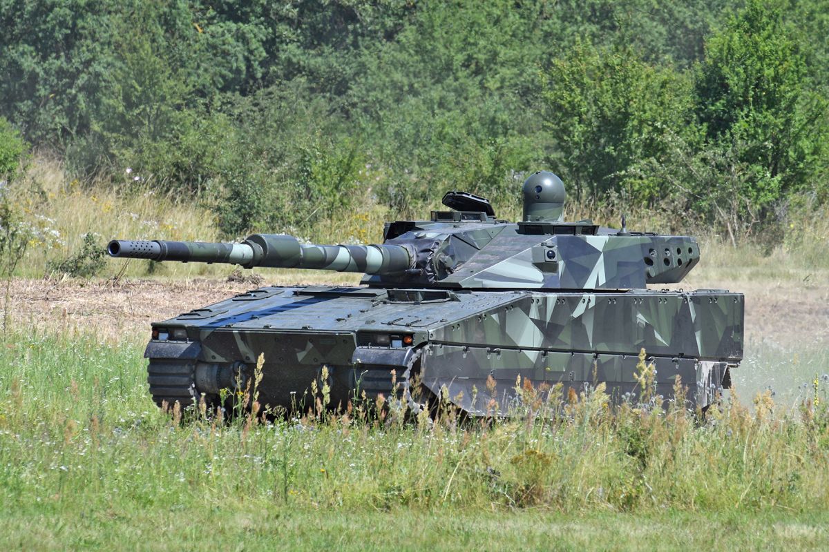 Stredný tank CV90120