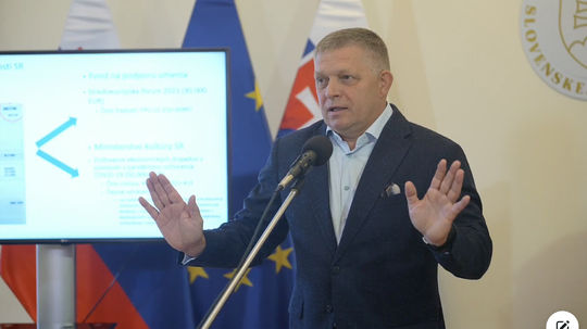 Kým ostatné krajiny hľadajú spôsoby, ako Rusko oslabiť, Fico hľadá spôsoby, ako mu pomôcť, kritizuje SaS