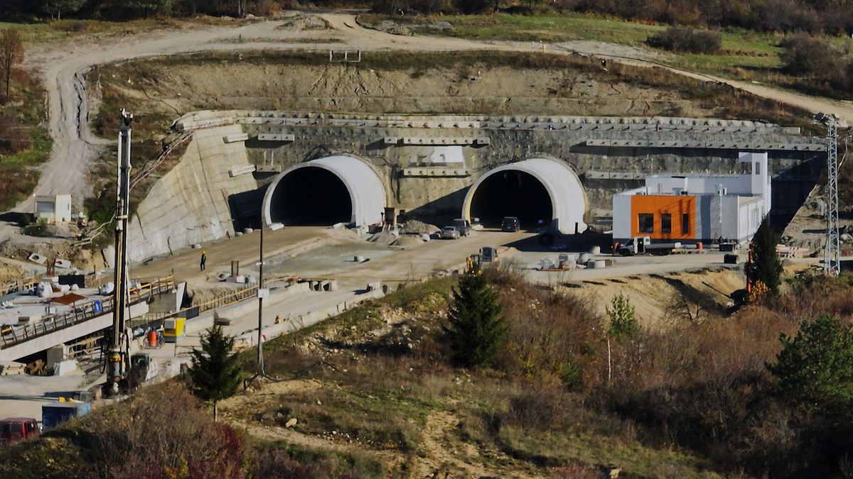Tunel Čebrať. Ilustračná záber