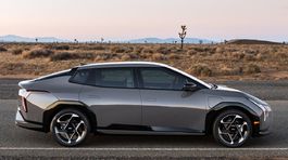 Kia EV4 Fastback - 2025