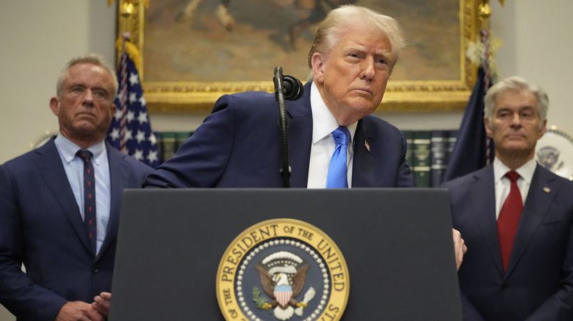 Robert F. Kennedy / Donald Trump /