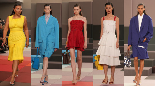 Zábery dámskej kolekcie z prehliadky Fendi...