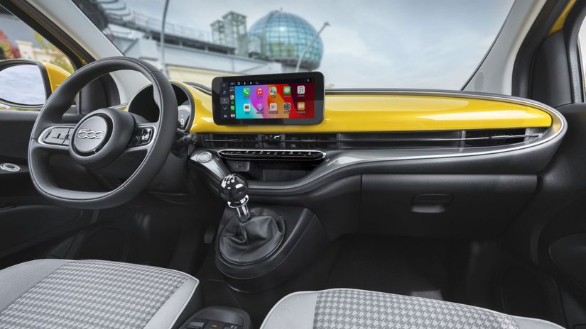 Interiér je v edícii Torino vybavený...