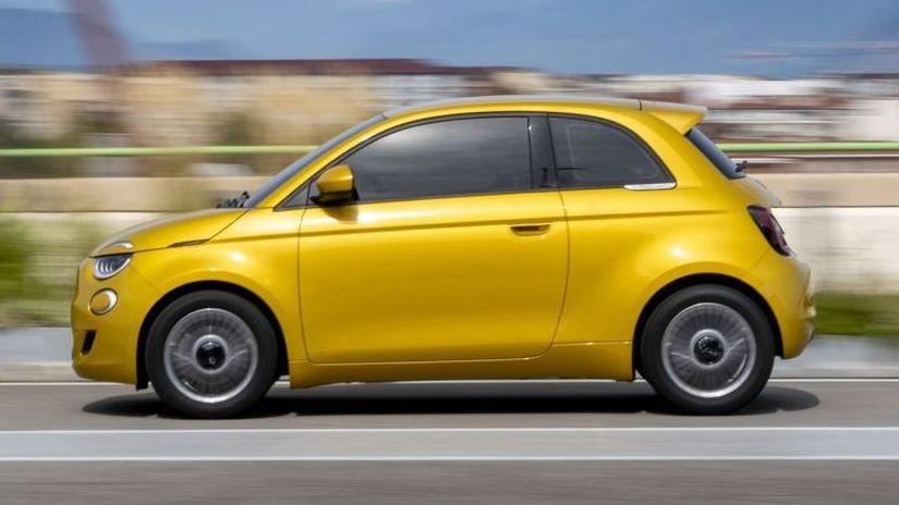 Úvodná edícia disponuje 16-palocovými...