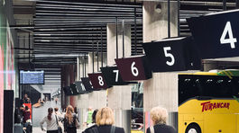 Autobusová stanica Nivy počas premeny v...