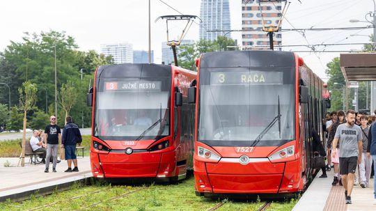 Starosta Hrčka kritizuje projekt električkovej trate v Petržalke. Vidí v ňom viacero nedostatkov a rizík