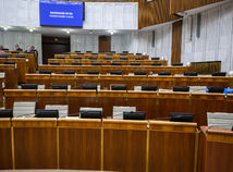 NR SR / Parlament /