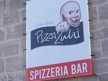 Pizzeria