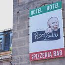 Pizzeria