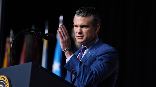 Pentagon pritvrdzuje voči Číne. Spojené štáty ponúkajú spojencom zdieľanie vojenských technológií