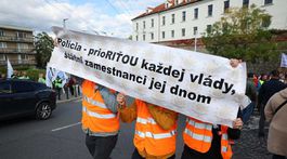 Protest odborárov proti konsolidácii pred...