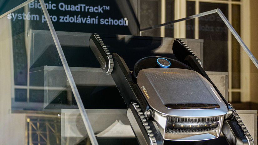 Cyber X, prvý robotický vysávač, ktorý vie...