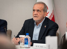 Iránsky prezident Masúd Pezeškiján
