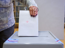 SR Bratislava ČR voľbyČR25 parlamentné voľby BAX