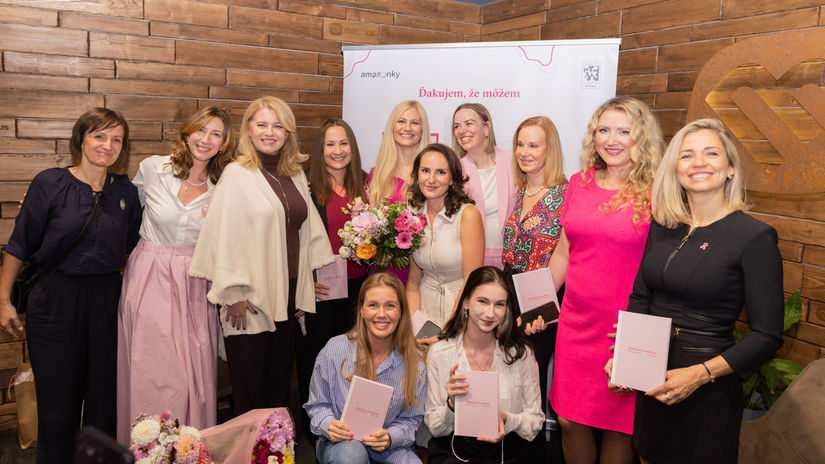 Zľava: pacientka Žofia Lysá z Onkoinfo.sk,...