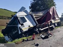 nehoda, kamión, polícia SR, autonehoda, zrážka