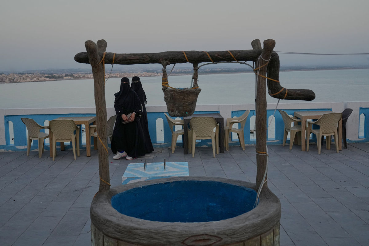 Sýria, studňa, moslimky