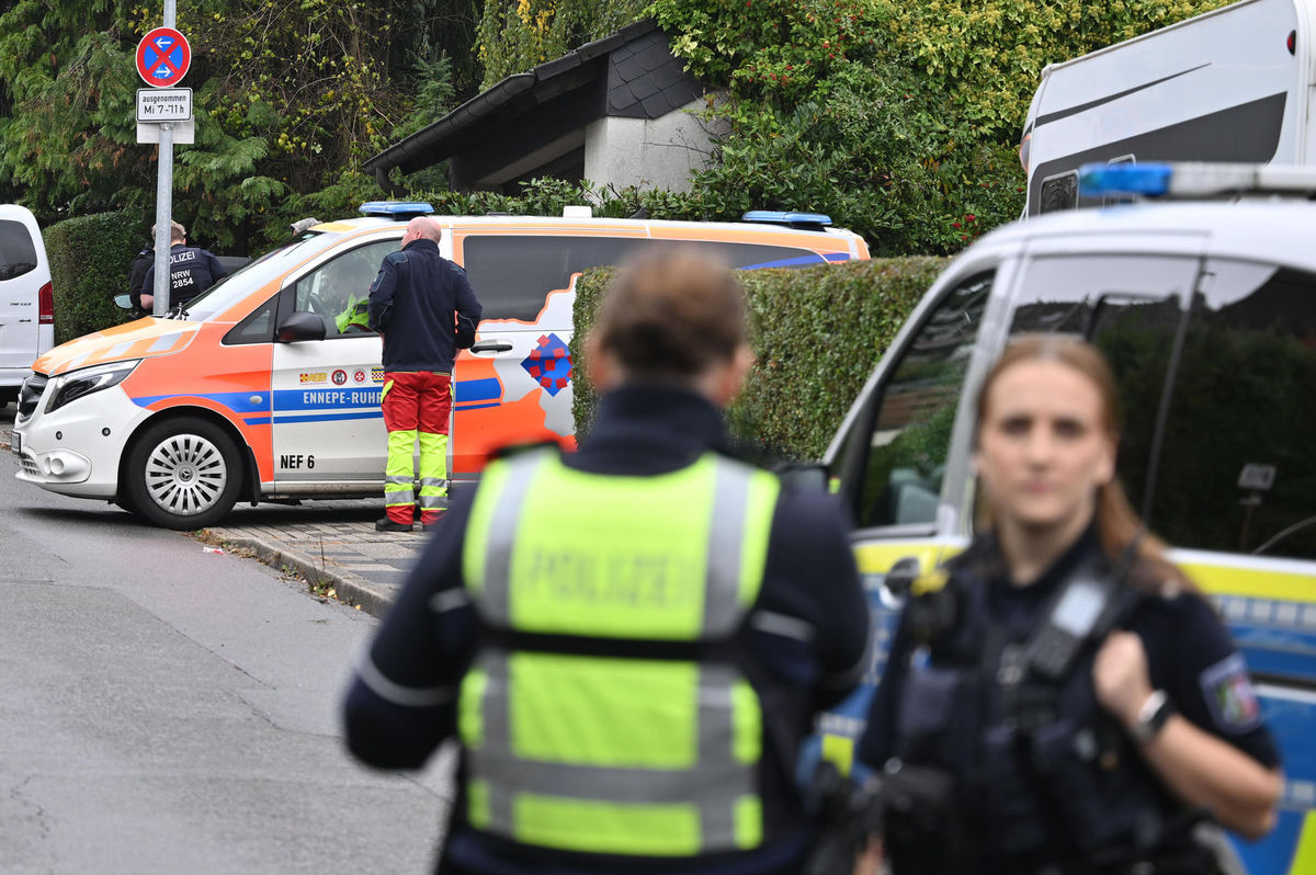 Nemecko Herdeck Starostka Nôž Útok