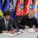 Podpisovanie dokumentov UKR a SVK