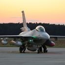 slovenské stíhačky F-16, lietadlá, Ozbrojené sily, armáda,