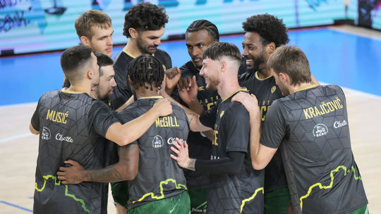 SR Basketbal TIPOS SBL 1. kolo Košice Levice KEX