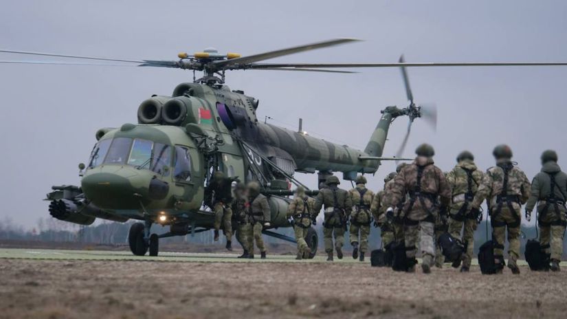 Bieloruskí vojaci počas cvičenia Zapad-2025