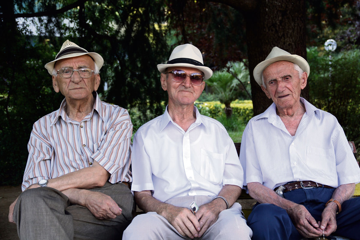13. dôchodok v rôznych podobách zaviedlo asi 30...