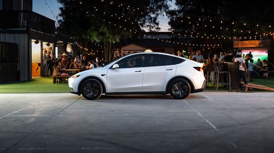 Tesla Model Y Standard