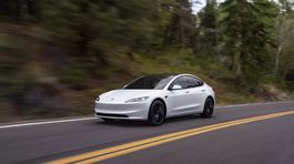 Tesla Model Y Standard 6