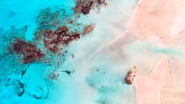 Elafonisi, Kréta, Grécko, pláž, more, dovolenka, ružový piesok, cestovanie