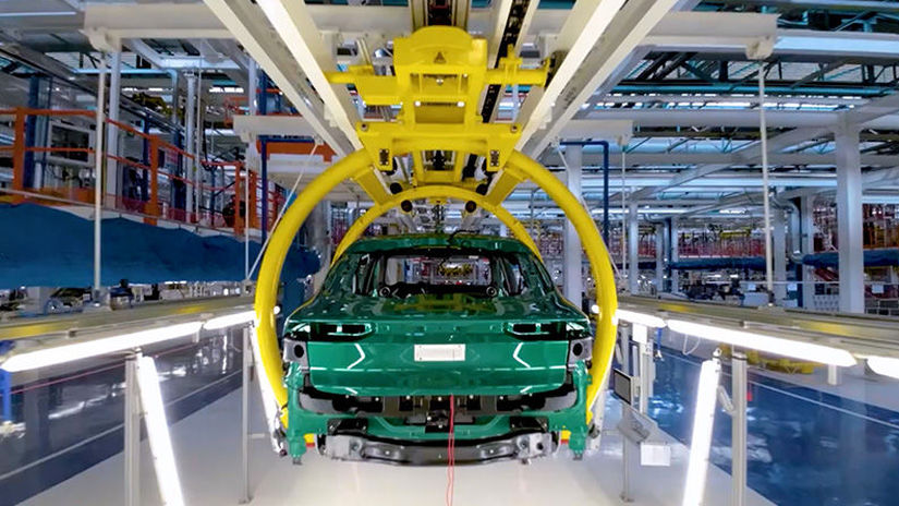 Pomigliano-Content-Grid-Ep-2-Hybrid-assembly-ch...