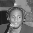 Americký spevák D´Angelo na archívnom zábere z roku 2000. 