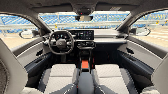 Renault 5 E-Tech (2025)