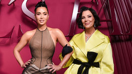 Premiéra  "All's Fair"