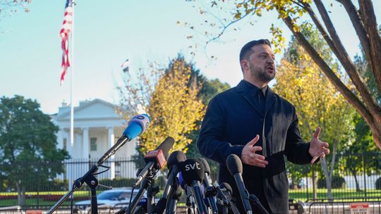 Stretnutie Trump - Zelenskyj bolo napäté. Nikto nekričal, ale po telefonáte s Putinom bol šéf Bieleho domu tvrdý