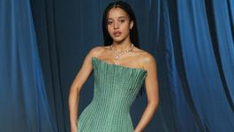 Chase Infiniti v kreácii Louis Vuitton