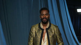 Herec Colman Domingo v kreácii Valentino.