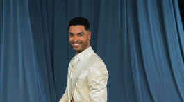 Herec Regé-Jean Page.