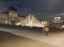 Louvre