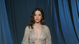 Mikey Madison v kreácii Dior