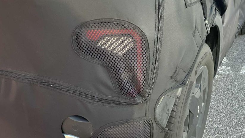 Aj zadné svetlá ostanú verné motívu hviezdnej...