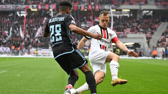 Martin Mikovič, César Blackman